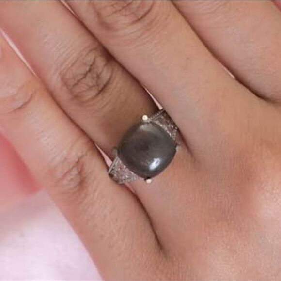 Golden Sheen Moonstone Ring - Picture 7 of 16